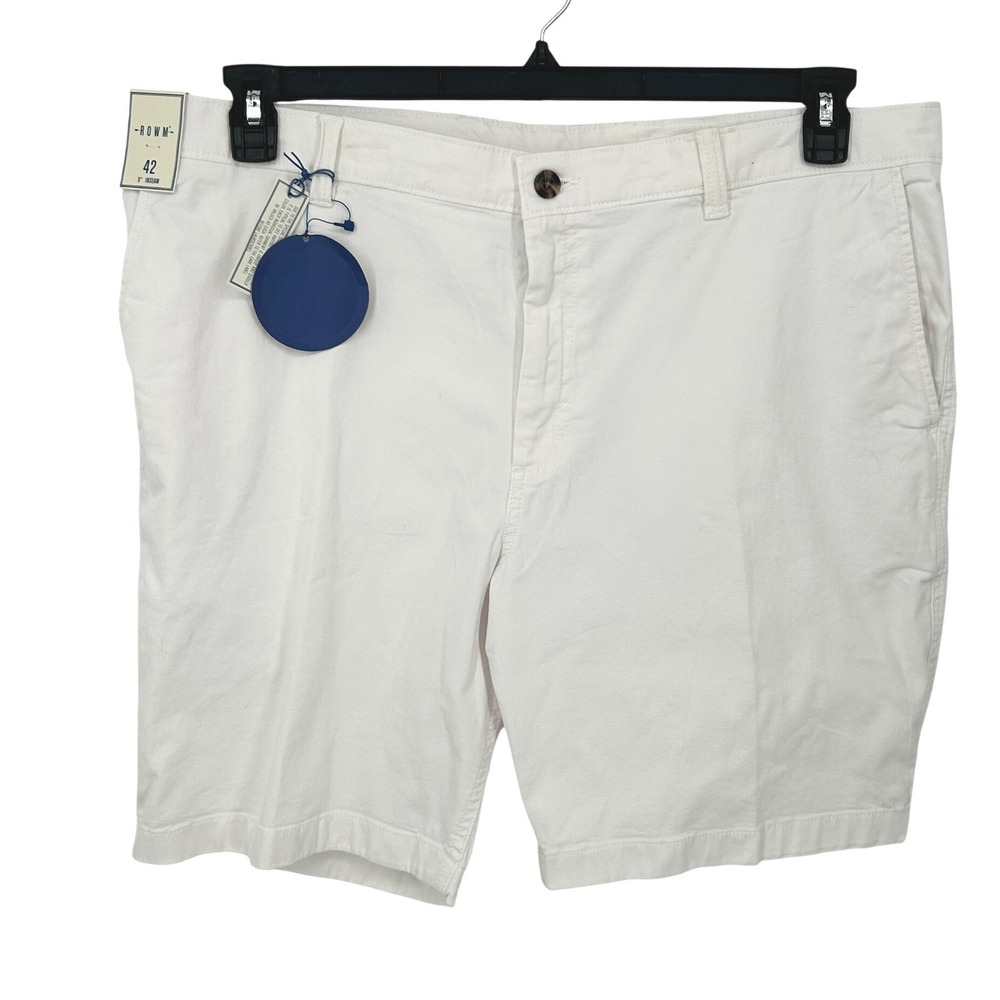 NEW ROWM Mens White Chino Shorts Size 42 x 9 Inch Inseam Casual‎